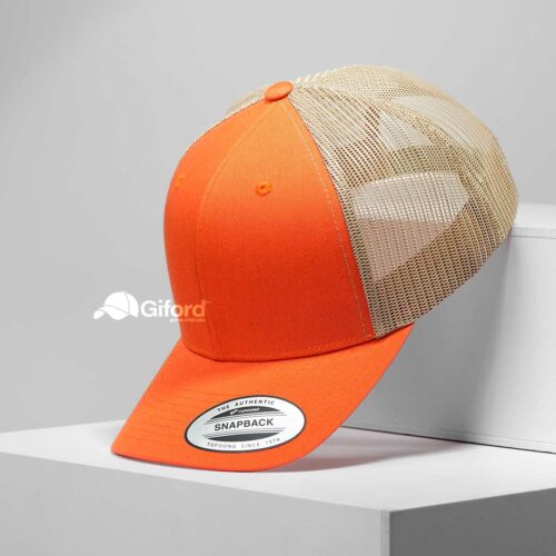 01-YP-CLASSICS®-RETRO-TRUCKER-CAP-naranja-beige YP Classics® Trucker – Naranja con beige
