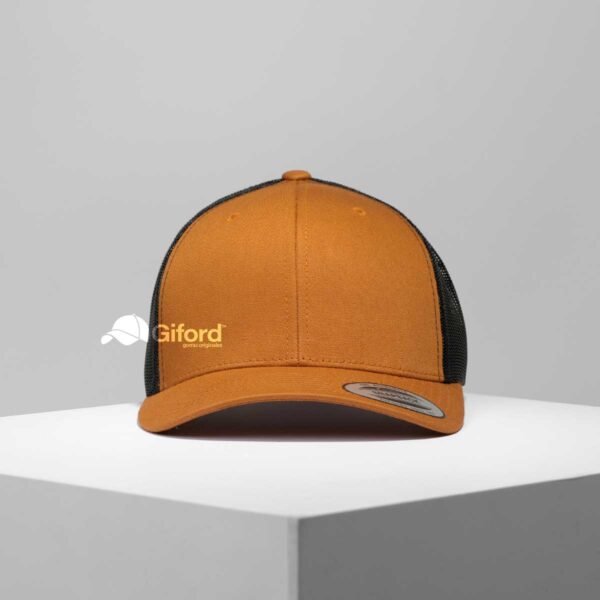 YP Classics® Trucker  – Camel con negro