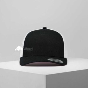 YP Classics® Trucker – Negro con blanco