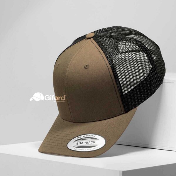 YP Classics® Trucker – Cafe con negro