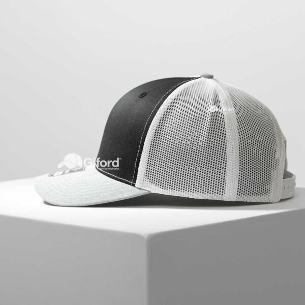 Richardson –RGNB– Gris con negro y blanco